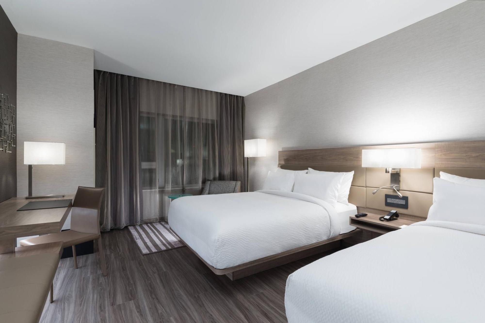 Ac Hotel By Marriott Boston North Medford Εξωτερικό φωτογραφία
